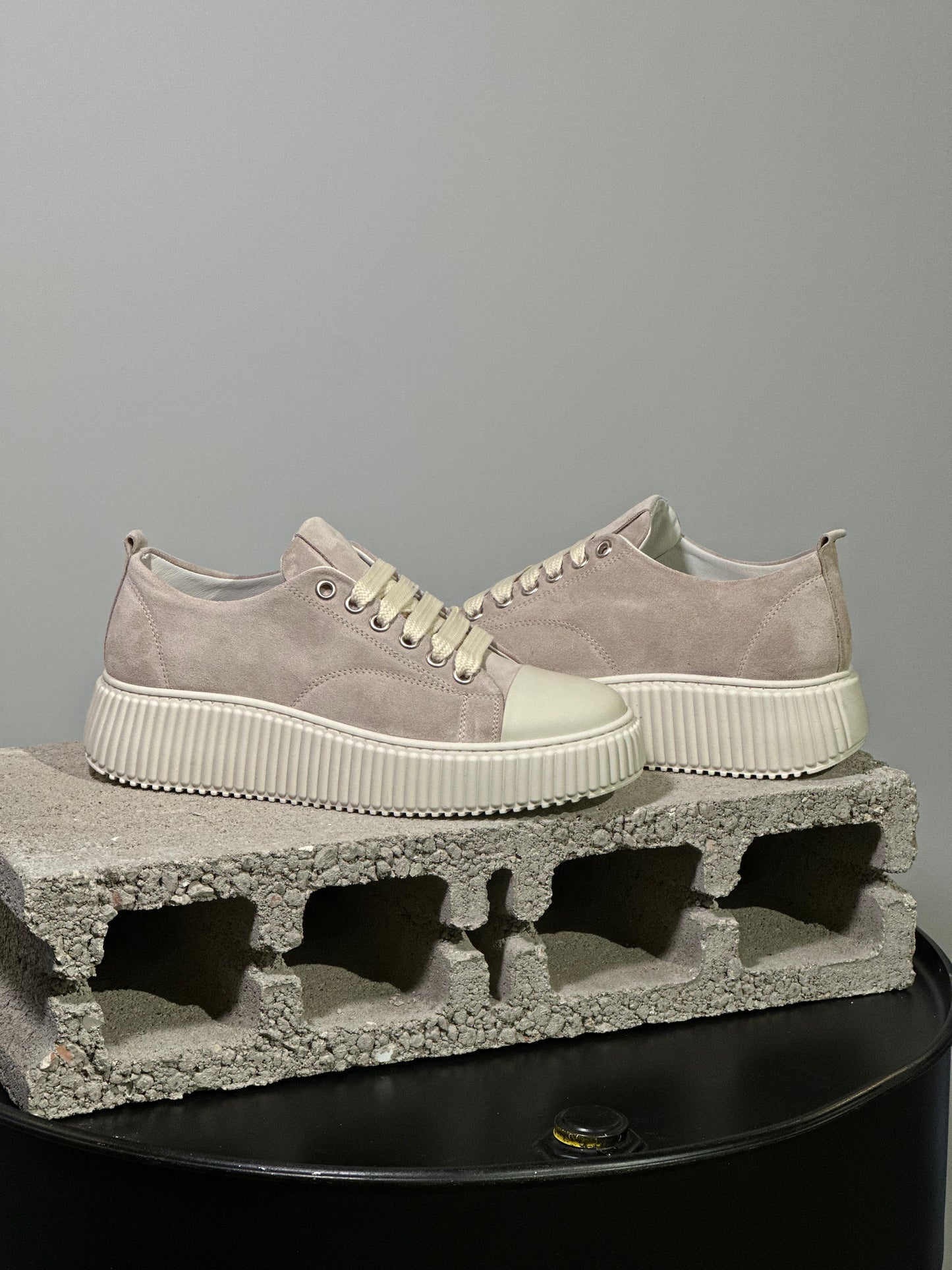 Sneakers Sunset