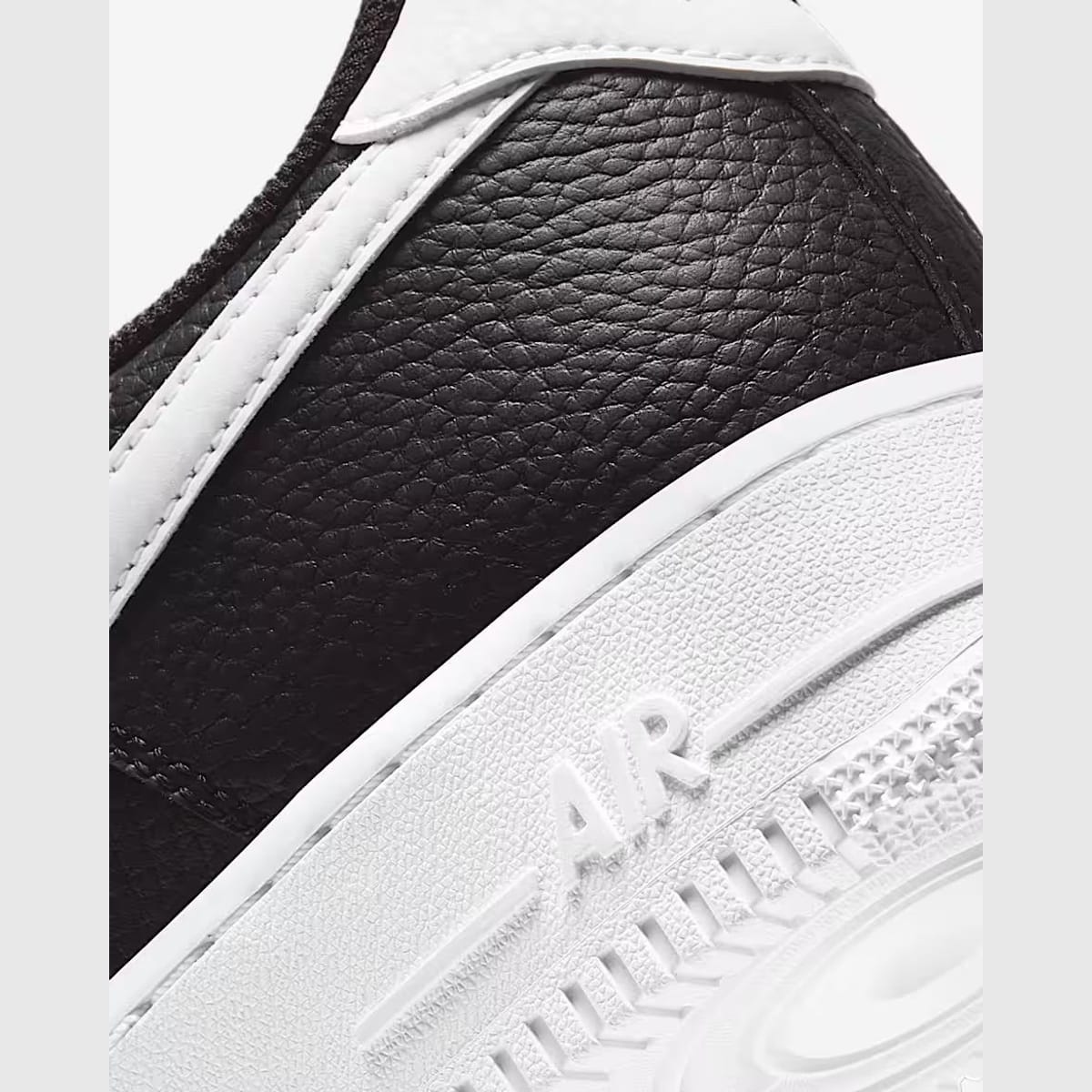 Air Force 1 07 "Black White" Nike urbanstyle-sneakers