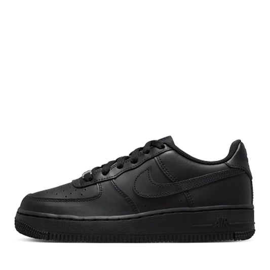 Air Force 1 LE "Triple Black" Nike urbanstyle-sneakers