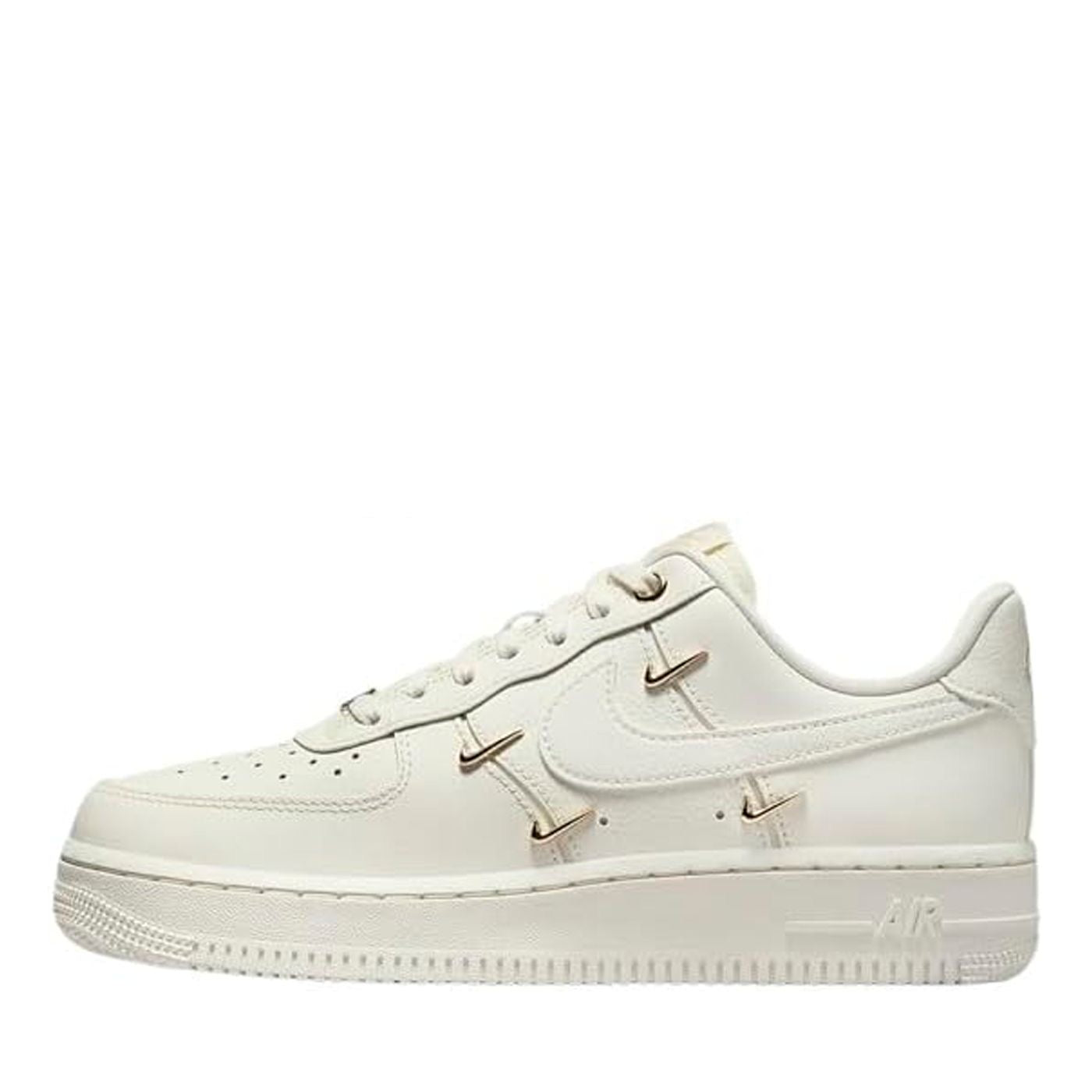 Air Force 1 '07 LX CN "Gold Swooshes"