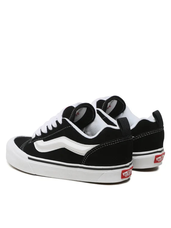 Sneakers Knu Skool