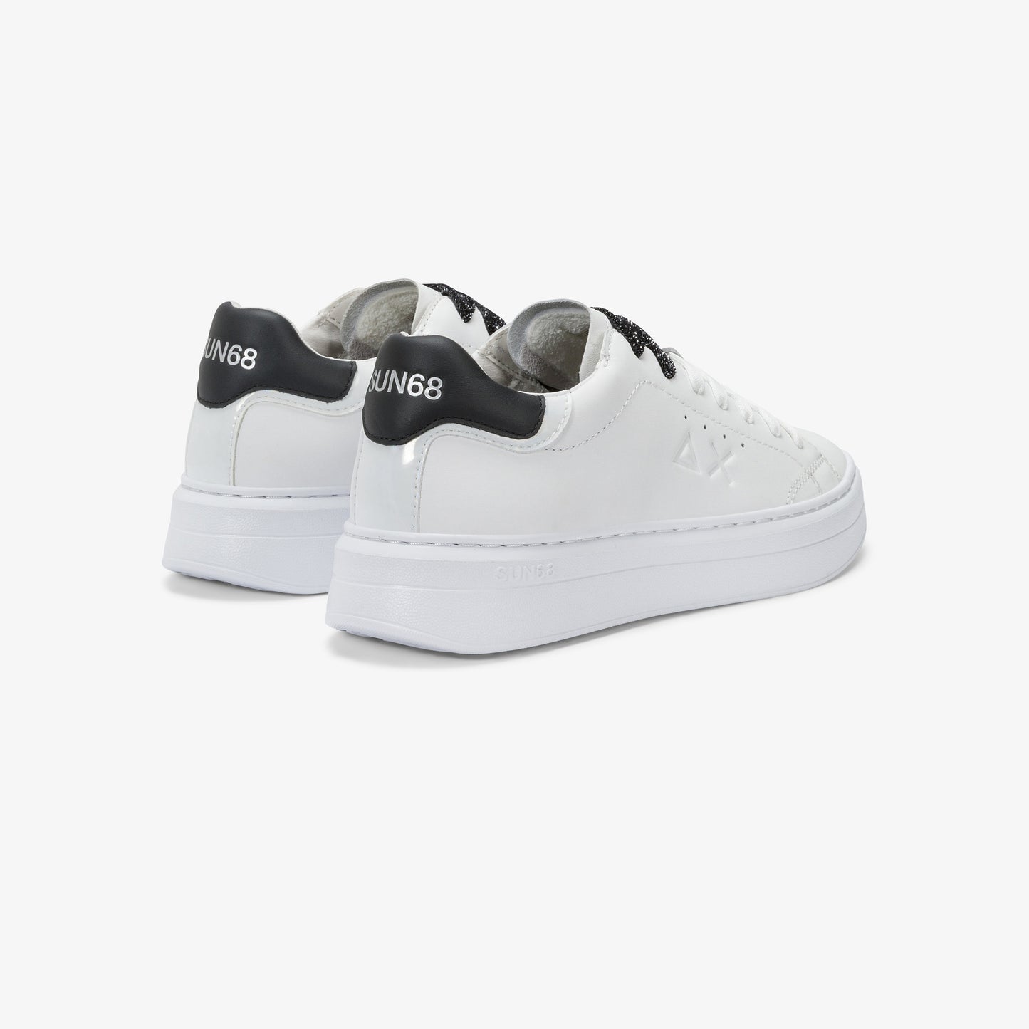 Sneaker Grace