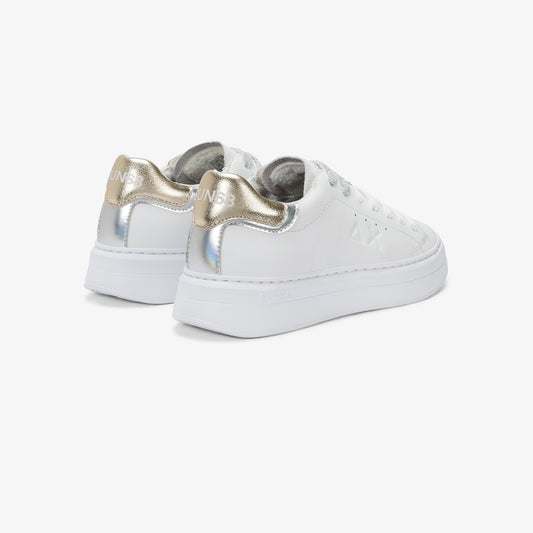 Sneaker Grace