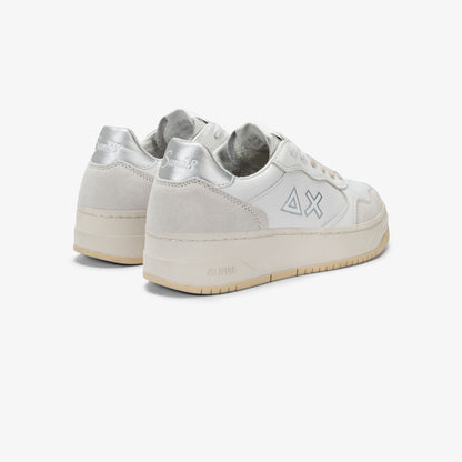 Sneaker Basket Love Lady in pelle argento