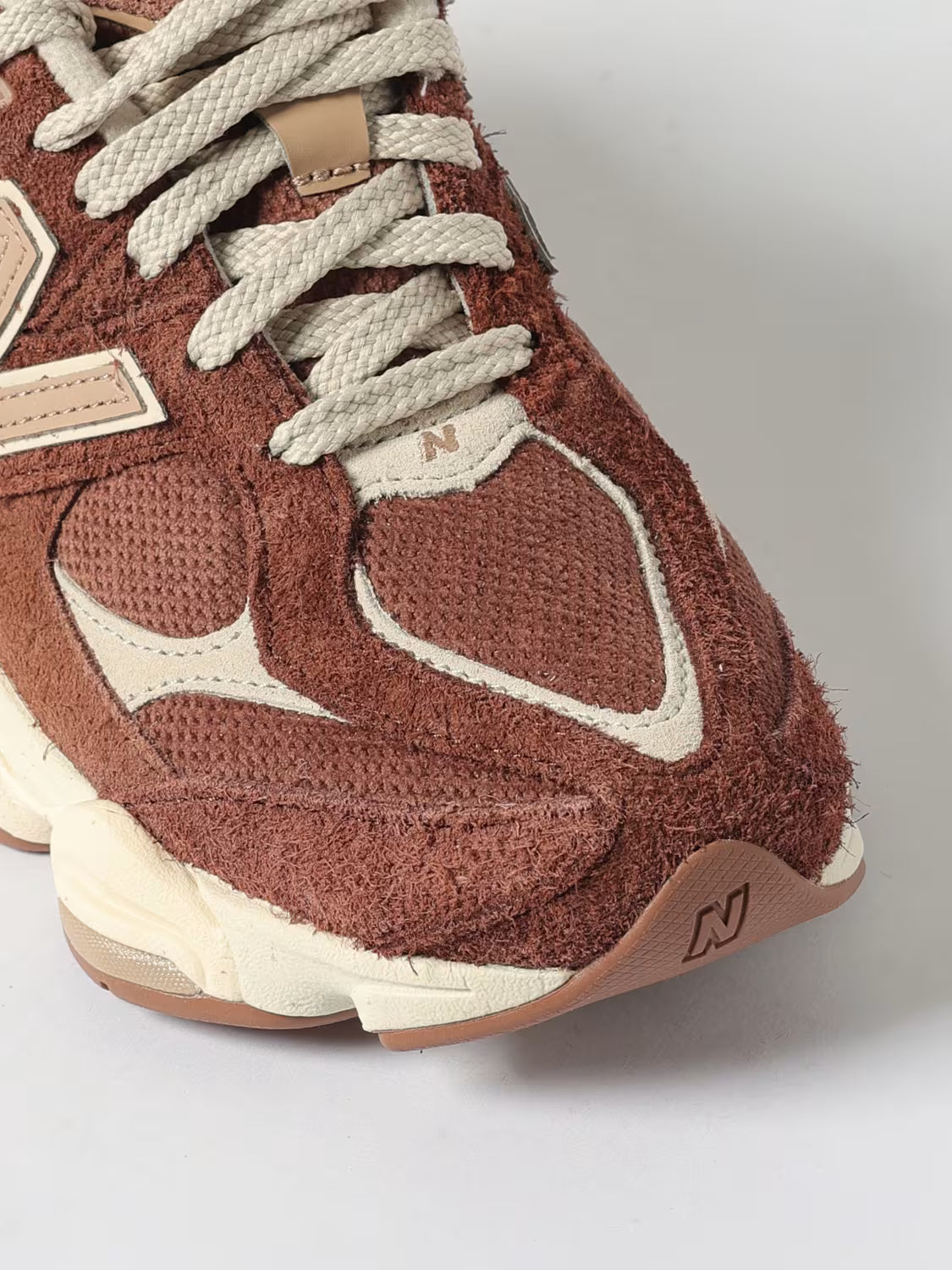 New Balance 9060 Rich Oak